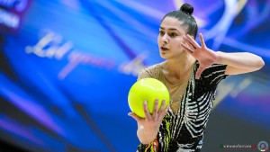 sr q raffaeli sofia ita sfe04353 copia simone ferraro ph